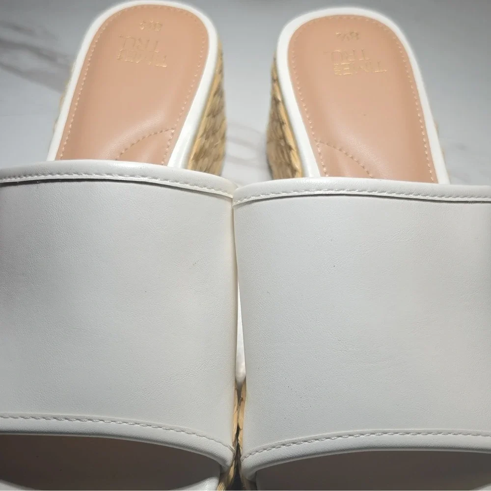 Time And Tru‎ Women's White Synthetic Wedge Slide Sandals Size 8.5